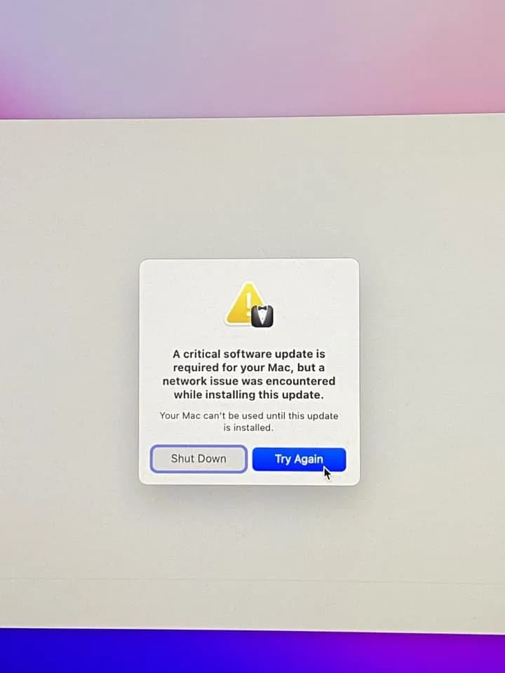 MacBook Pro 15" (Intel Core 6./7. nesil, 2016–2018) A1707 — tezgâh fotoğrafı 1