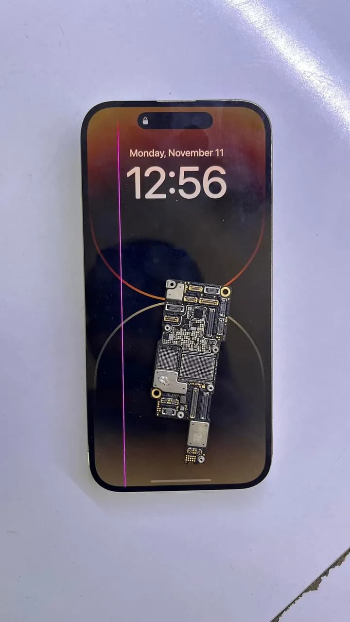 iPhone 14 Pro (2022) A2890 — tezgâh fotoğrafı 4