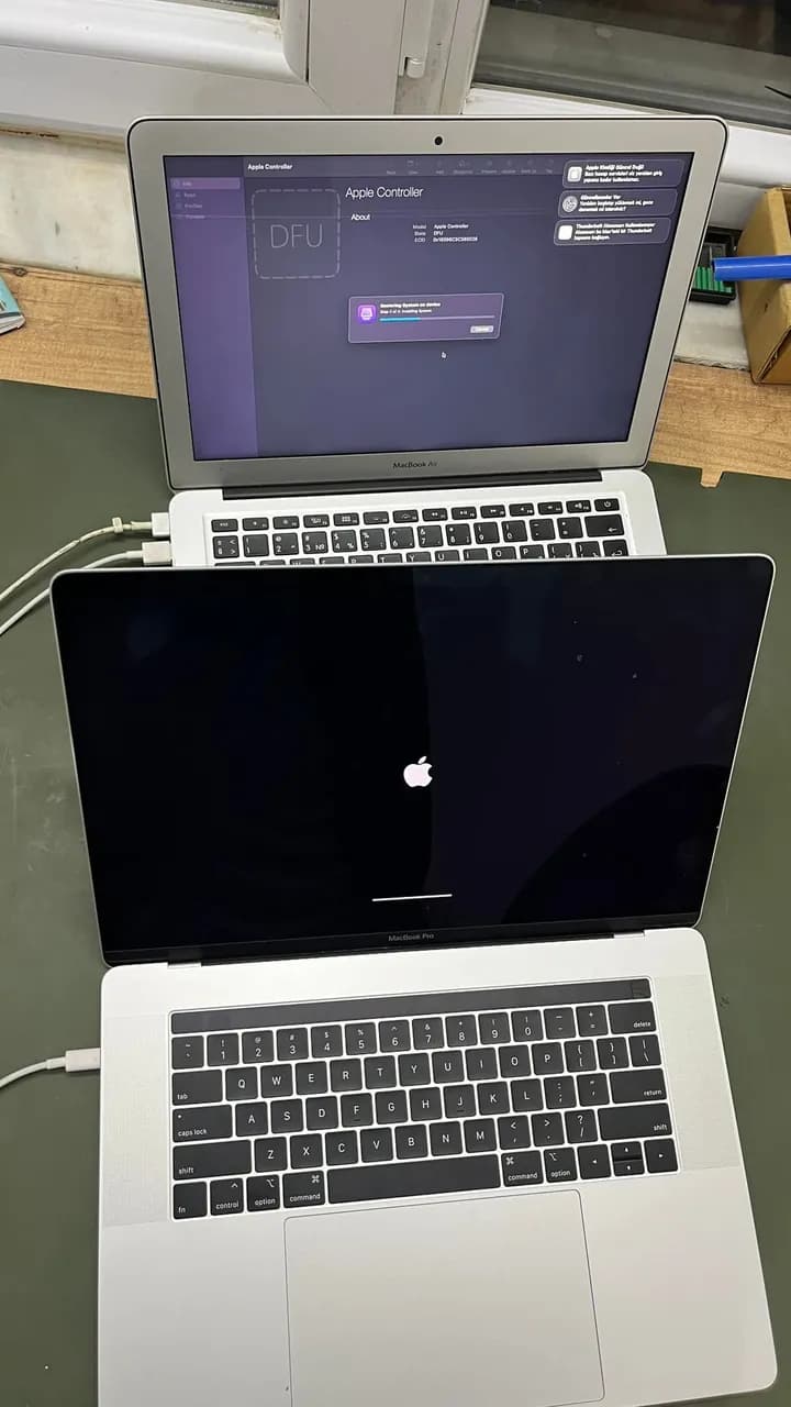 MacBook Pro 15" (Intel Core 8./9. nesil + T2, 2018–2019) A1990 — tezgâh fotoğrafı 2